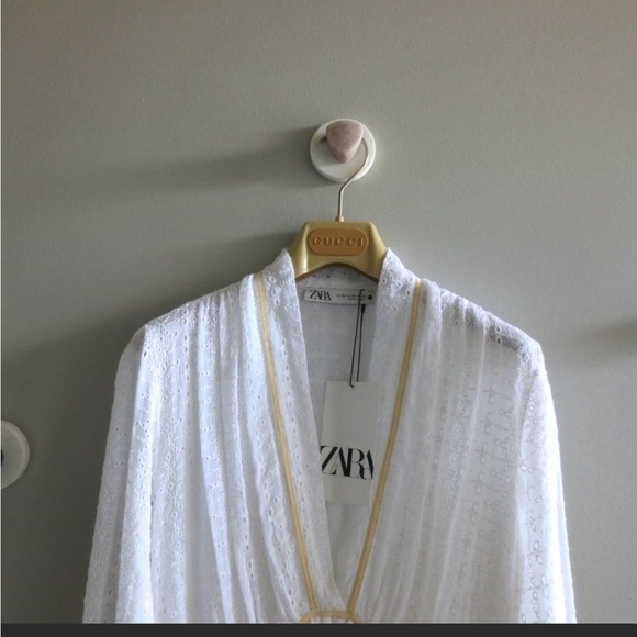 NWT ZARA LIMITED EDITION DRESS WI
CUTWORK EMBROIDERY WHITE $119 - Picture 5 of 10